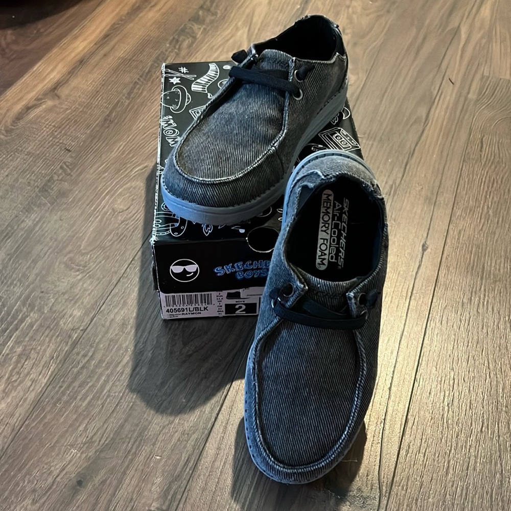 Skechers Boys slide on shoes